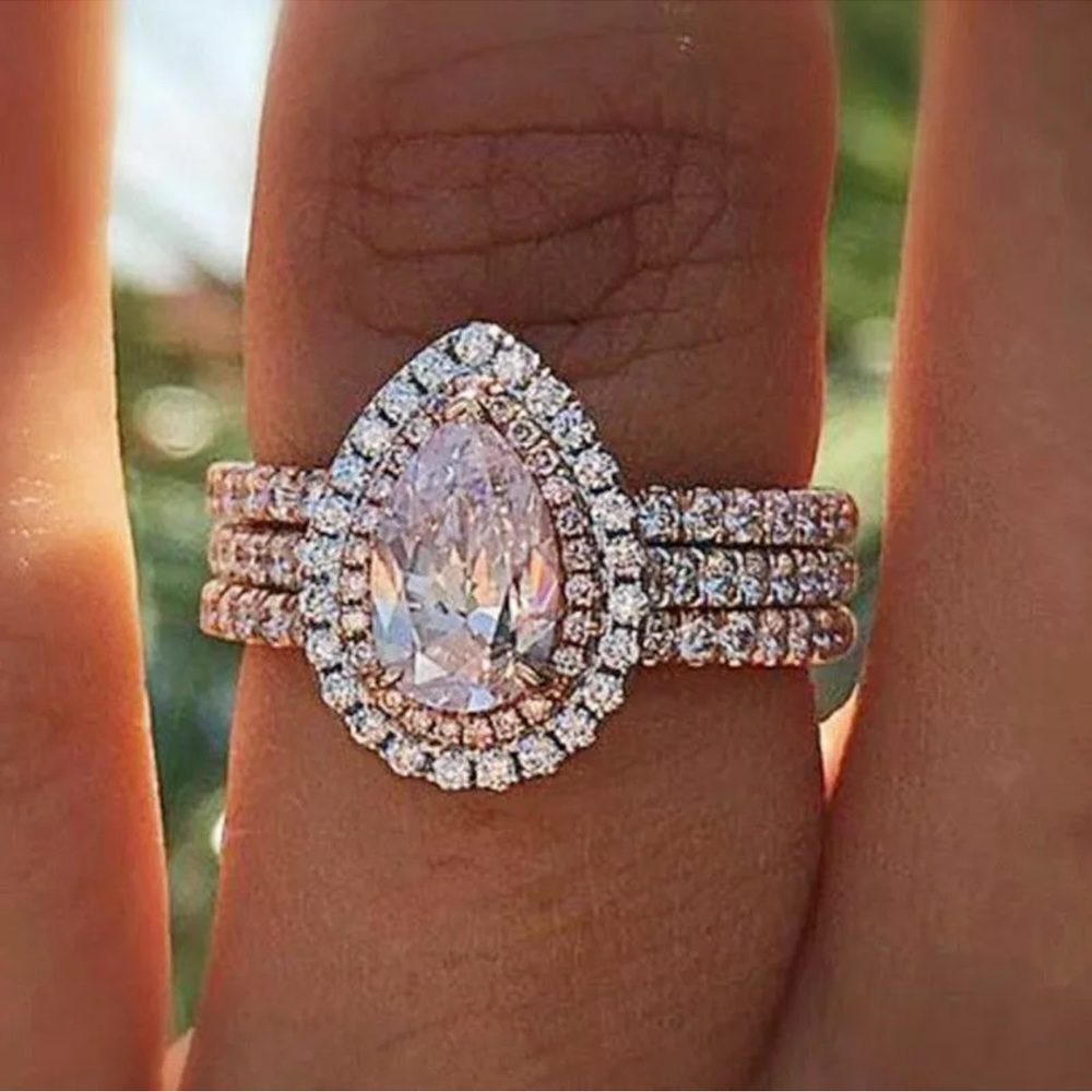 Pear Cut Cubic Zircon Jewelry for Women Anniversary 925 Silver Rings